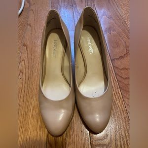 Nine West Women Wedge Heel Size 6.5